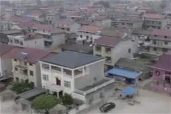 江西全村人都姓操，现在这种一个姓氏的村子还多吗？