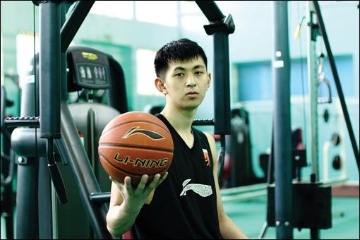 姜东身的人物经历