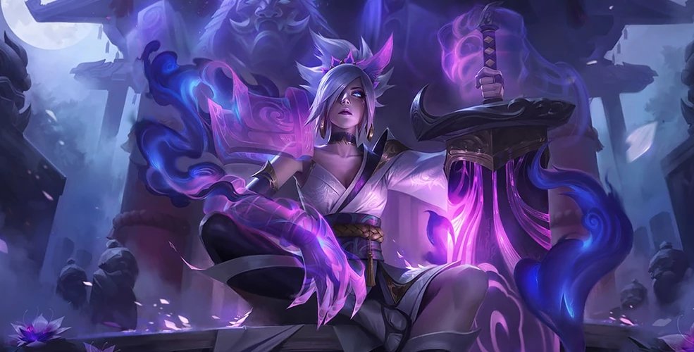 英雄联盟S12锐雯出装