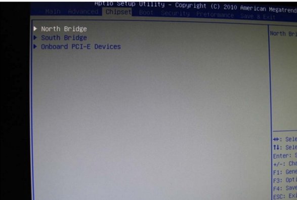 怎么调节集成显卡的显存？