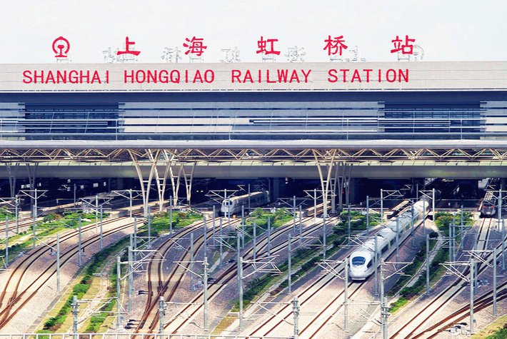 滞留在上海虹桥站的人们,他们最大的愿望是什么?