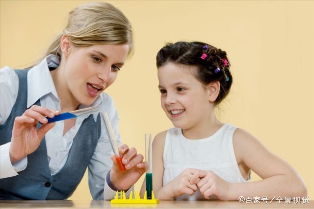 督促和敦促的区别是什么?