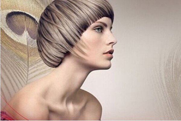 美发培训班报名费