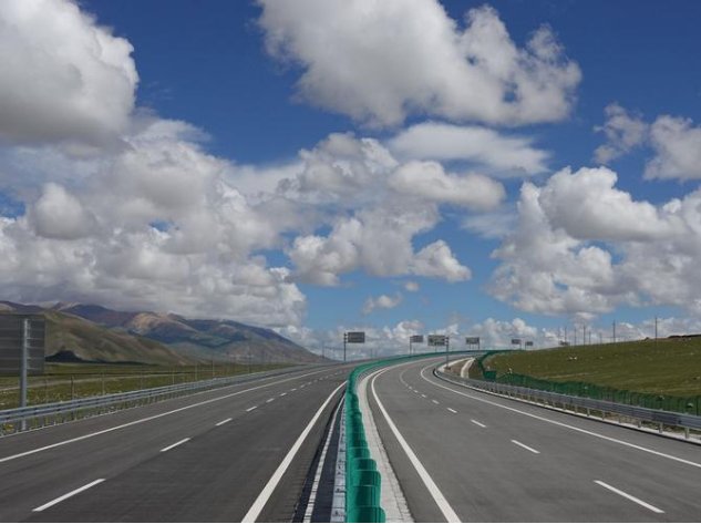 2024年1月1日高速公路免费吗