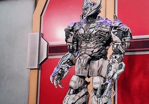 威震天里面有人吗?