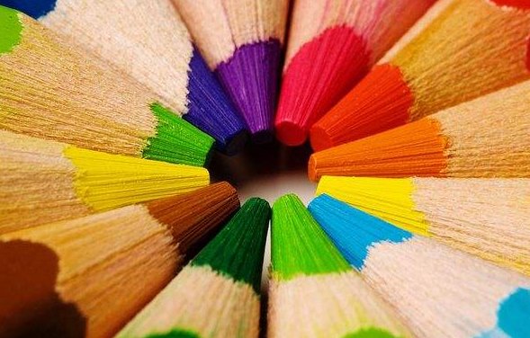 我想知道“色は匂へど 散りぬるを”怎么翻译