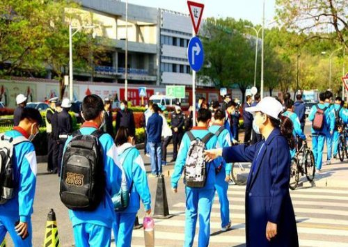 团团转是什么意思