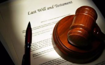 央视主播再次强调家暴不是家务事,对此你怎么看?