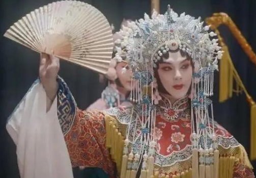 《鬓边不是海棠红》商细蕊的原型是什么？