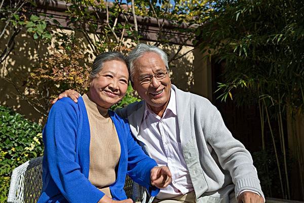 为什么丈母娘看女婿越看越顺眼，老丈人却越看越生气？