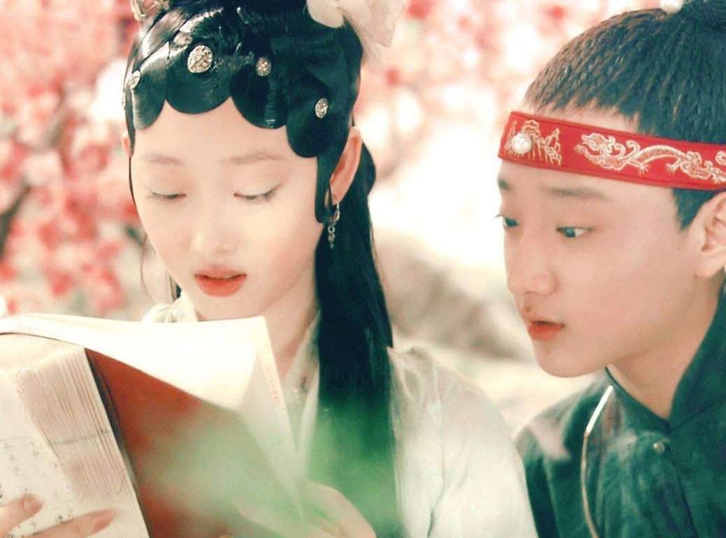 红楼梦中“空对着，山中高士晶莹雪；终不忘，世外仙姝寂寞林。”是什么意思？