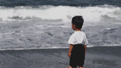 关于韩国一母亲冰箱藏儿子尸体两年这件事,你有何看法?