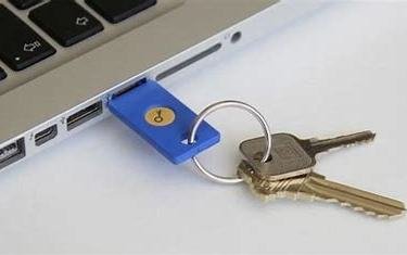 “蜜月”的“蜜”字怎么读，读音为？