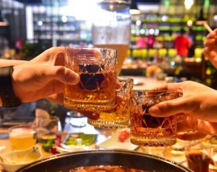 成都一酒吧至少关联3病例,你如何看待这件事?