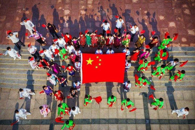 歌吟的近义词是什么