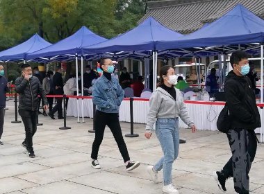 三亚住一晚究竟多少钱?有酒店涨价超4倍,半价背后有何套路?