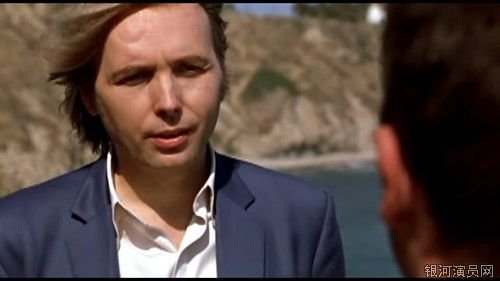 三路狂奔的介绍