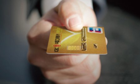 贷记卡和准贷记卡有什么区别？