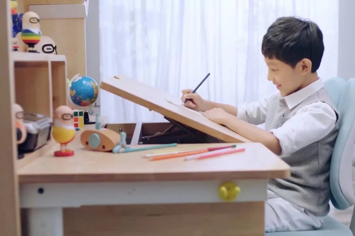 用昨天今天明天写句子六年级