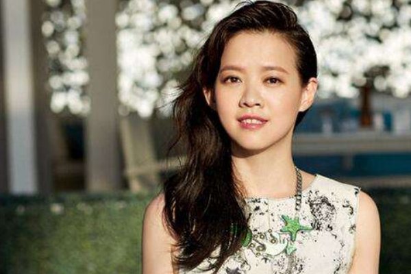 曾宝仪、谢依霖染新冠，为何会有越来越多的艺人感染新冠？