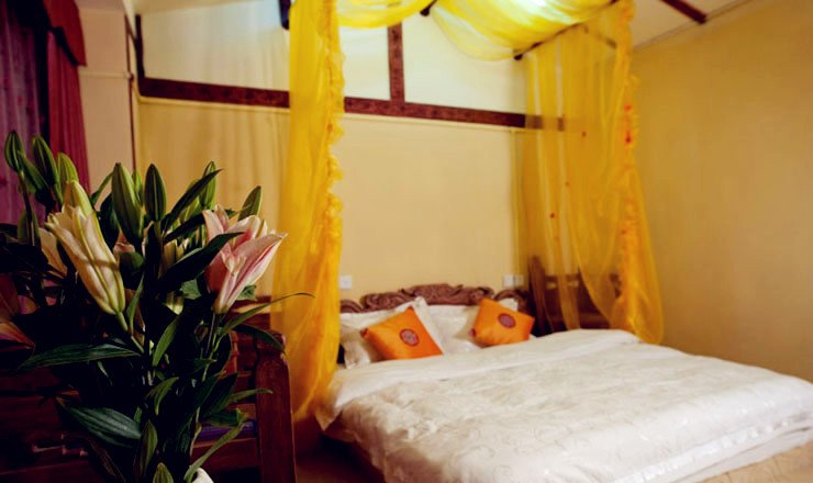 丽江客栈价格一般是怎样的，多少钱一晚呢？准备四月去丽江！！