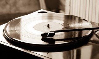 幸福像花儿一样歌词 幸福像花儿一样歌词是哪首歌