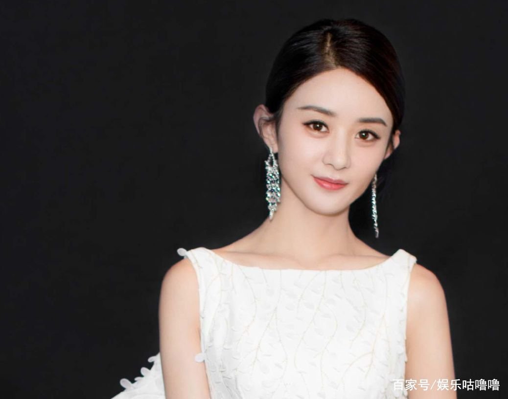 赵丽颖被问是否被潜规则过，果然“赵小刀”的名号并非空穴来风，她说了啥？