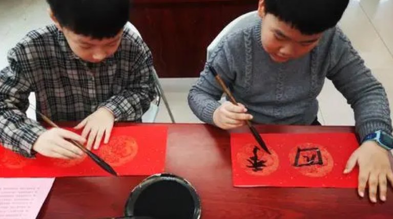 肉在肉中肉磨肉是什么对联？