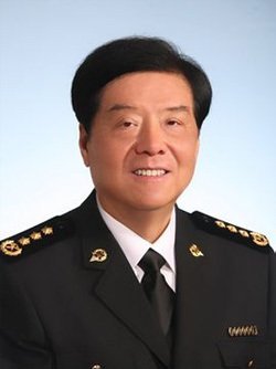 于广洲的个人履历