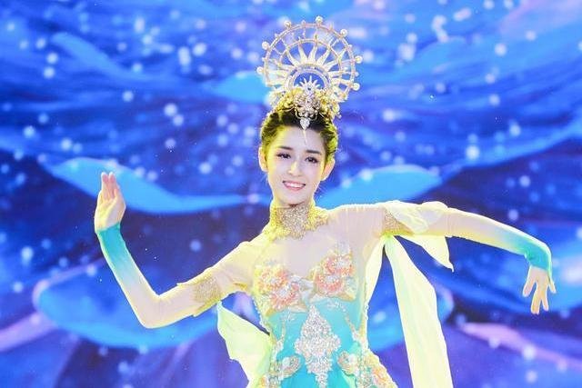 色艺俱佳，舞如飘雪，唐代诗人笔下的胡姬与胡舞究竟是怎么样的？