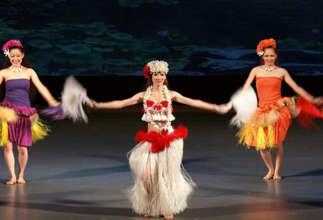 草裙舞是哪个国家的舞蹈