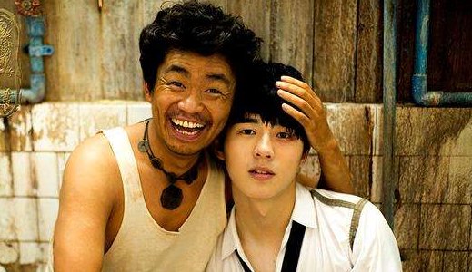 电影《唐人街探案》中，为啥小女孩被评为最让人细思恐极的角色？