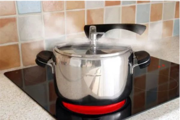 高压锅爆炸的原因