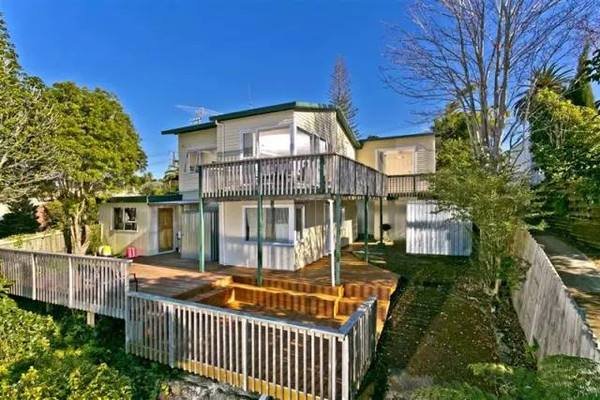 为什么我房子一到晚上老是会有响声呢？