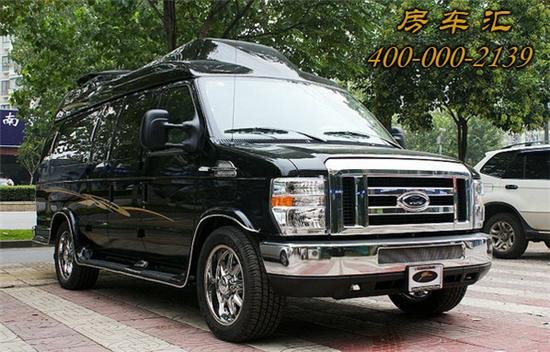 电视剧小爸爸里面泰勒的商务车是什么牌