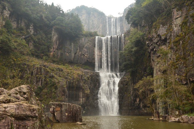 温州瀑布倒流,这次台风的危害指数有多高?