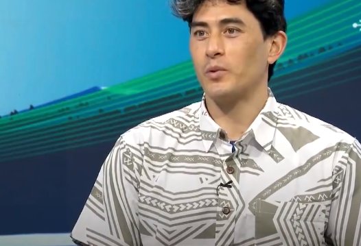 闭幕式光膀子旗手8块腹肌没了，冬奥会的伙食有多好？