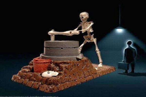 人人常说的：有钱能使鬼推磨，这下半句是什么呢？