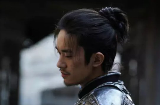 怎样分辨满江红电影孙均是好的还是坏的？