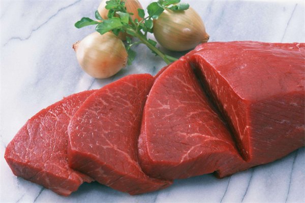 关于贵州商贩用螺丝接牛腿卖假牛肉一事，官方是如何回应的？