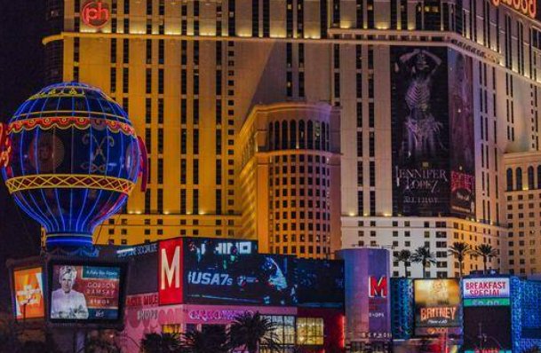 纸醉金迷打一个生肖