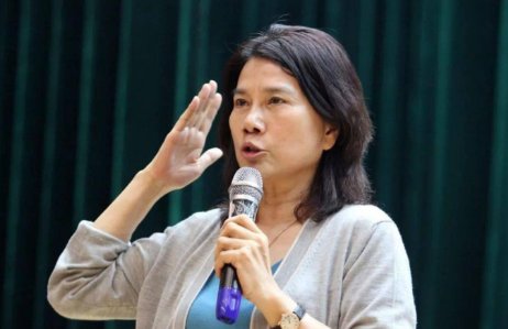 政协委员建议提升三胎家庭个税起征点，他提出此建议的目的是什么？