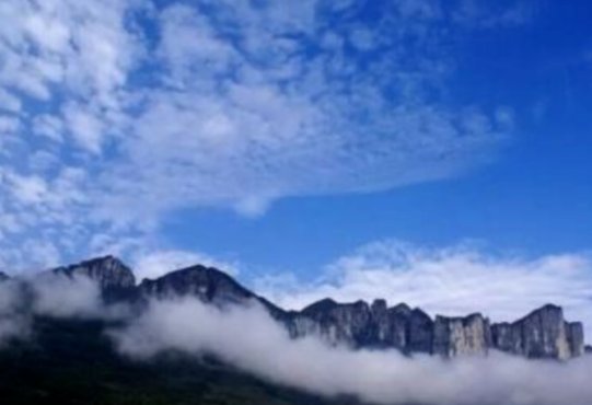 四海八荒指什么意思