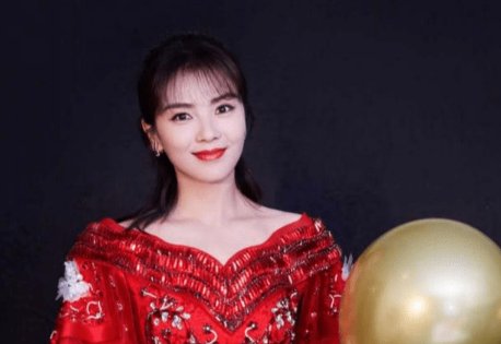 刘涛说“我托住了虎头虎脑的小撒”，她的回应是否尽显高情商？