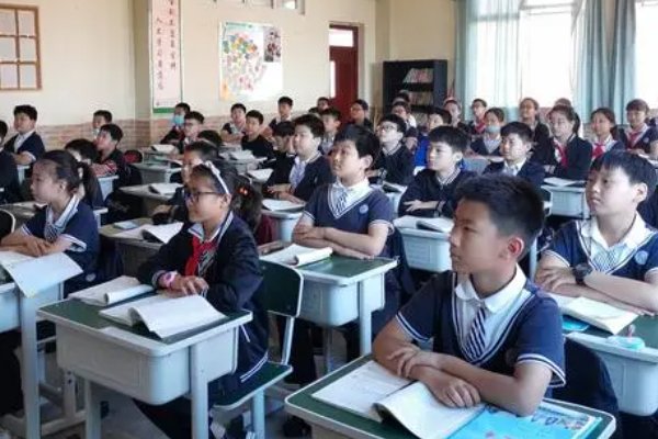 除斗皆八的含义