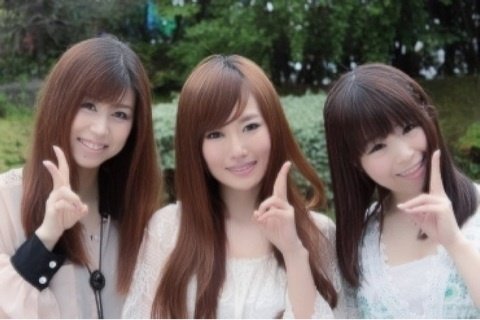 栗山梦衣的早年经历