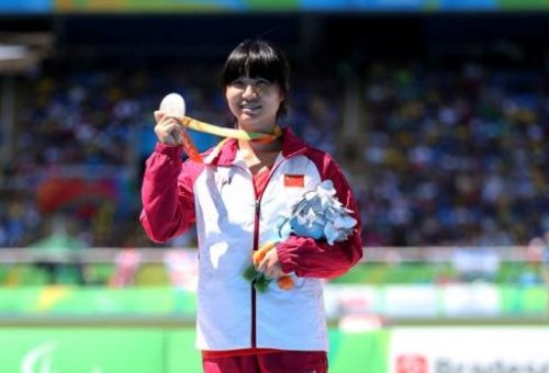 文晓燕肢体哪里残疾