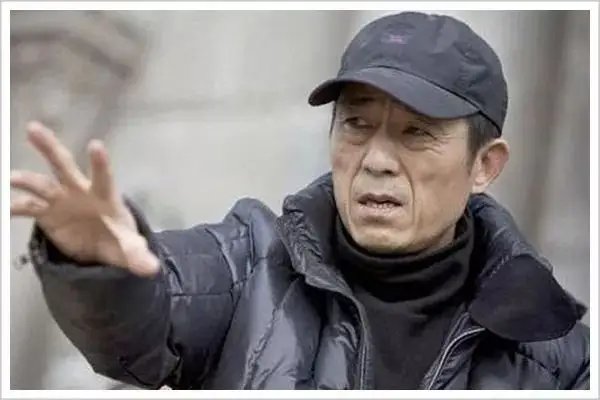 张艺谋受聘为北电特聘教授和北舞荣誉教授,如何评价他对电影艺术的造诣?