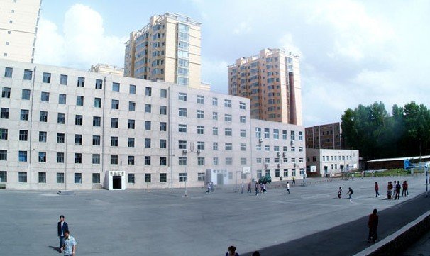 长春松花江大学的简介