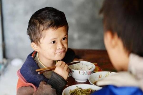 “小马云”经鉴定为智力二级残疾,已申请办理残疾证,这是什么原因造成的?